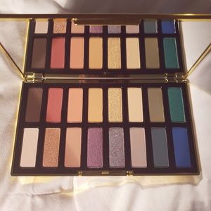 Kat Von D 10-Year Anniversary Eyeshadow Palette
